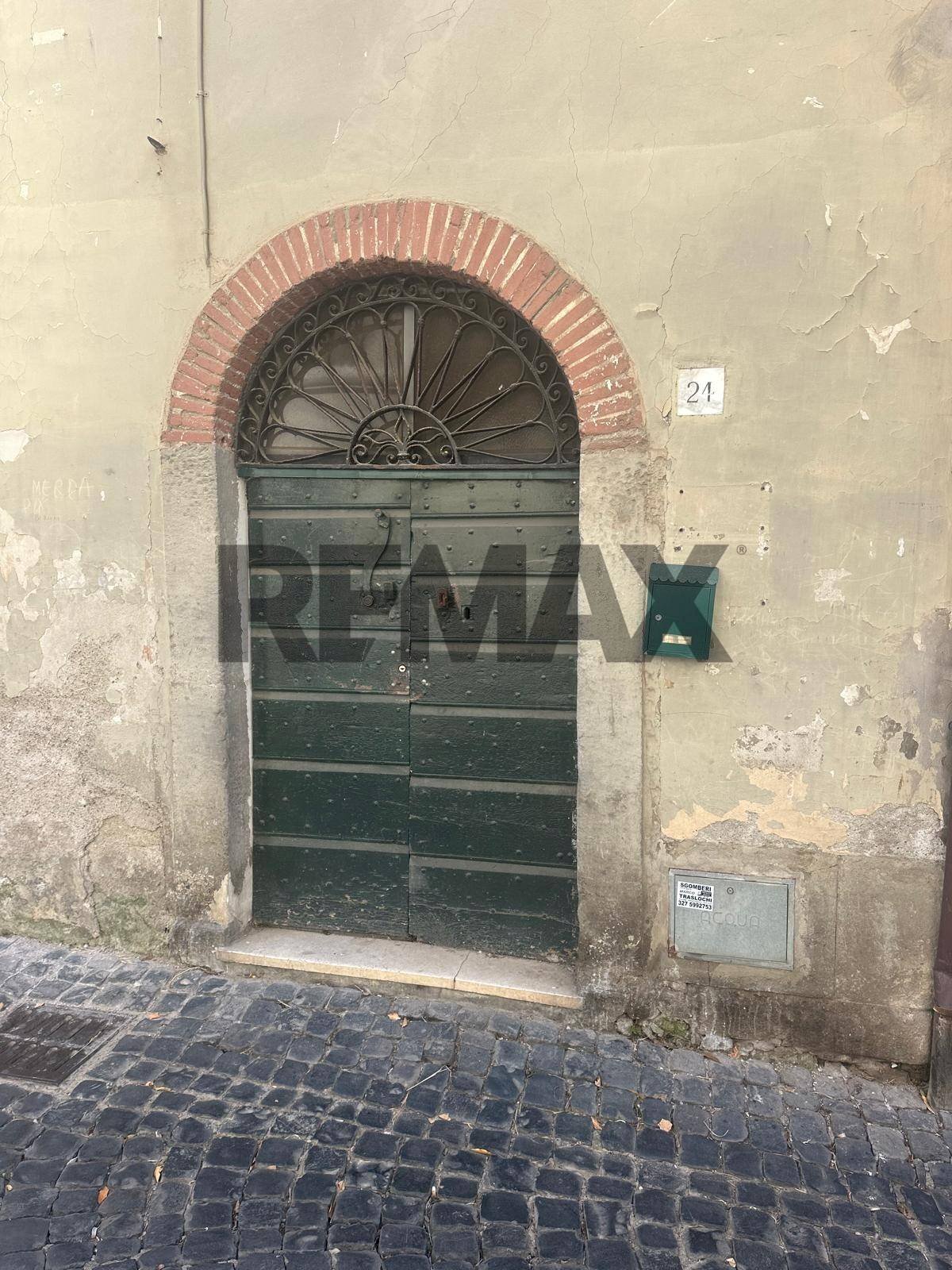 Edificio all\'aperto - Bilocale VIA ANDREA VELLETRANO
26, Velletri - foto 3