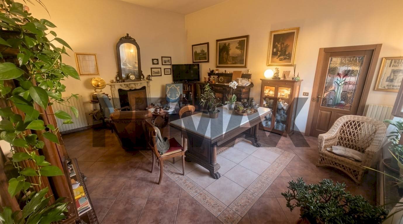 Soggiorno - Casa semi indipendente VIA IV NOVEMBRE
 
1A, Castel San Niccolò - foto 3