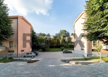 Edificio all\'aperto - Trilocale VIALE KENNEDY
 
64, Besana in Brianza - foto 39