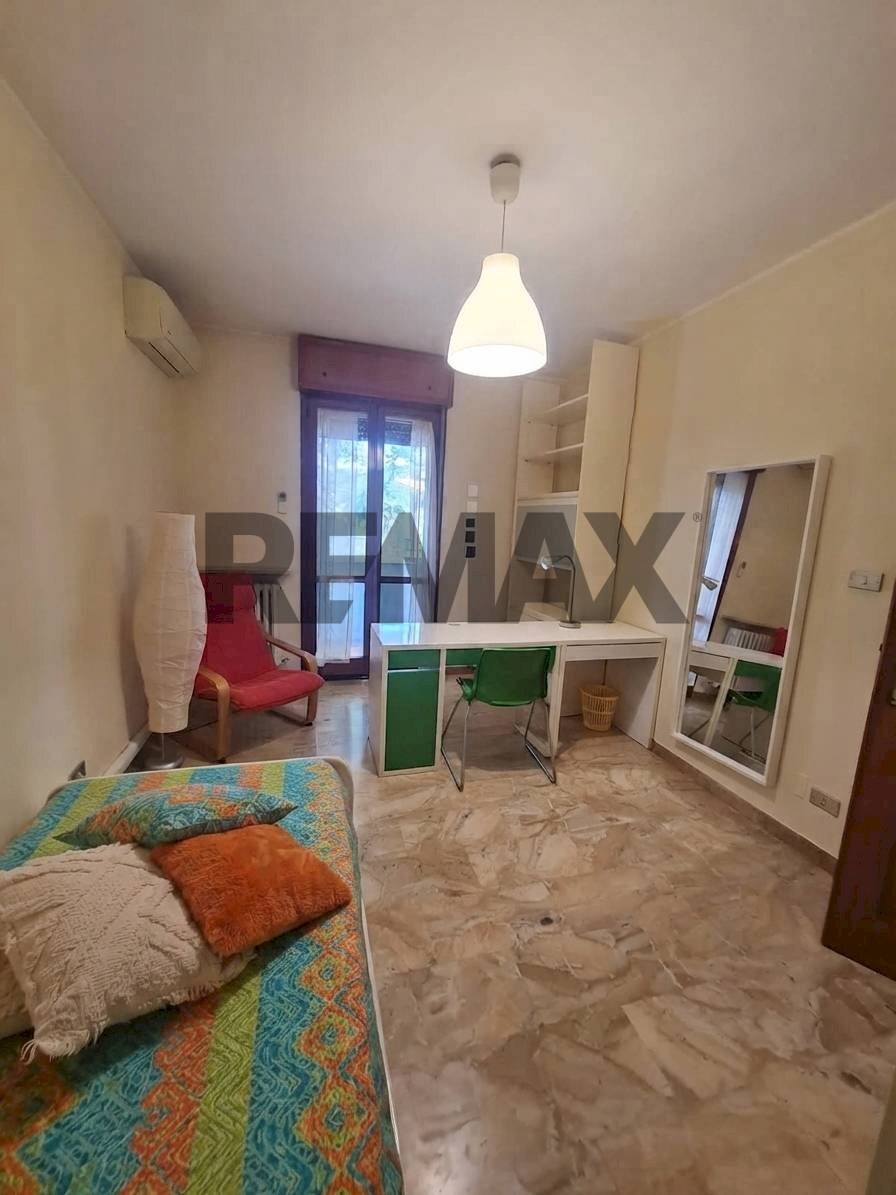 Soggiorno - Appartamento Via Santa Caterina Da Siena
37, Ferrara - foto 2