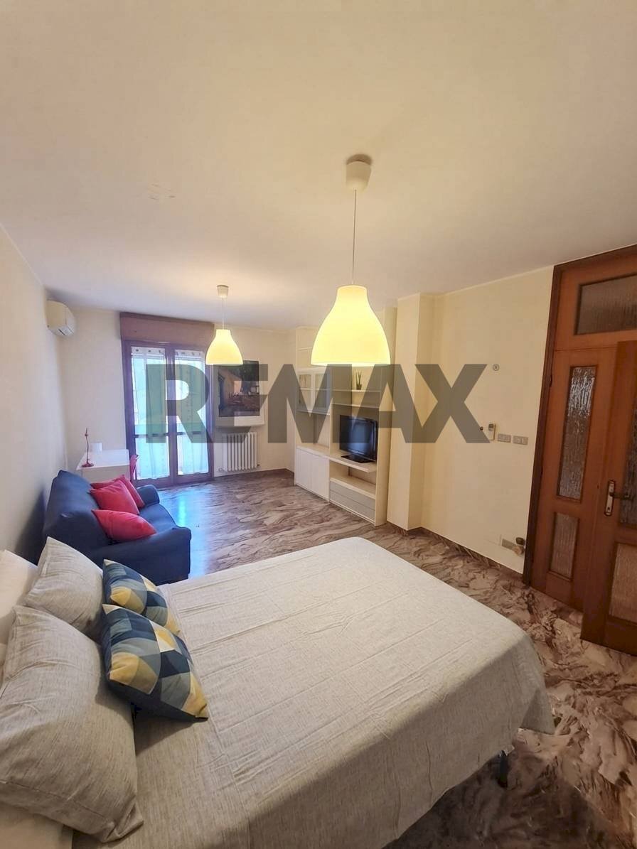 Camera / camera da letto - Appartamento Via Santa Caterina Da Siena
37, Ferrara - foto 3