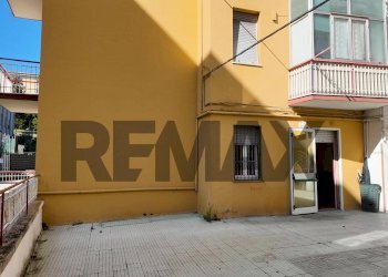 Edificio all\'aperto - Quadrilocale Via Ragusa
 
23, Ancona - foto 8