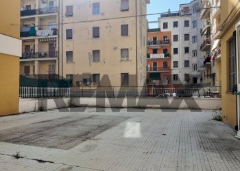 Edificio all\'aperto - Quadrilocale Via Ragusa
 
23, Ancona - foto 13