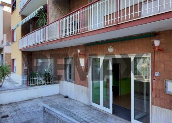 Edificio all\'aperto - Quadrilocale Via Ragusa
 
23, Ancona - foto 27