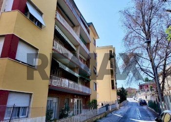 Edificio all\'aperto - Quadrilocale Via Ragusa
 
23, Ancona - foto 29
