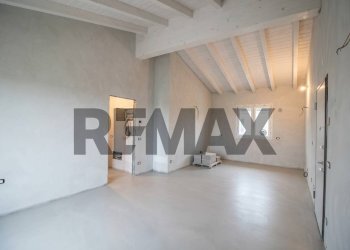 Stanza vuota - Quadrilocale via don primo mazzolari
 
6, Ponte San Pietro - foto 5
