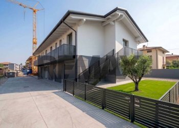 Terrazza - Trilocale don primo mazzolari
 
6, Ponte San Pietro - foto 1