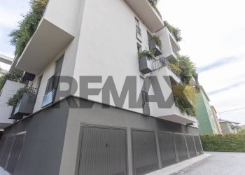 Edificio all\'aperto - Quadrilocale Via Vittorio Veneto
 
19, Fidenza - foto 27