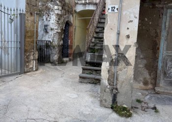 Non correlato - Trilocale Vicolo Bellezza
 
9, Carinola - foto 2