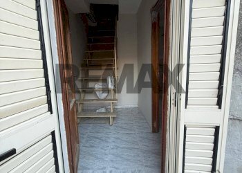 Hall / corridoio - Trilocale Vicolo Bellezza
 
9, Carinola - foto 4