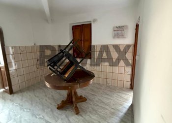 Hall / corridoio - Trilocale Vicolo Bellezza
 
9, Carinola - foto 7