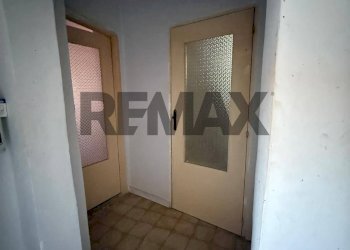 Hall / corridoio - Trilocale Vicolo Bellezza
 
9, Carinola - foto 14