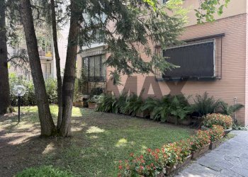 Giardino - Bilocale Via Degli Ottoboni
7, Milano - foto 2
