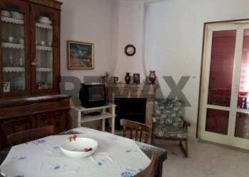 Sala da pranzo - Quadrilocale Via Roma
 
17, Ceppaloni - foto 3