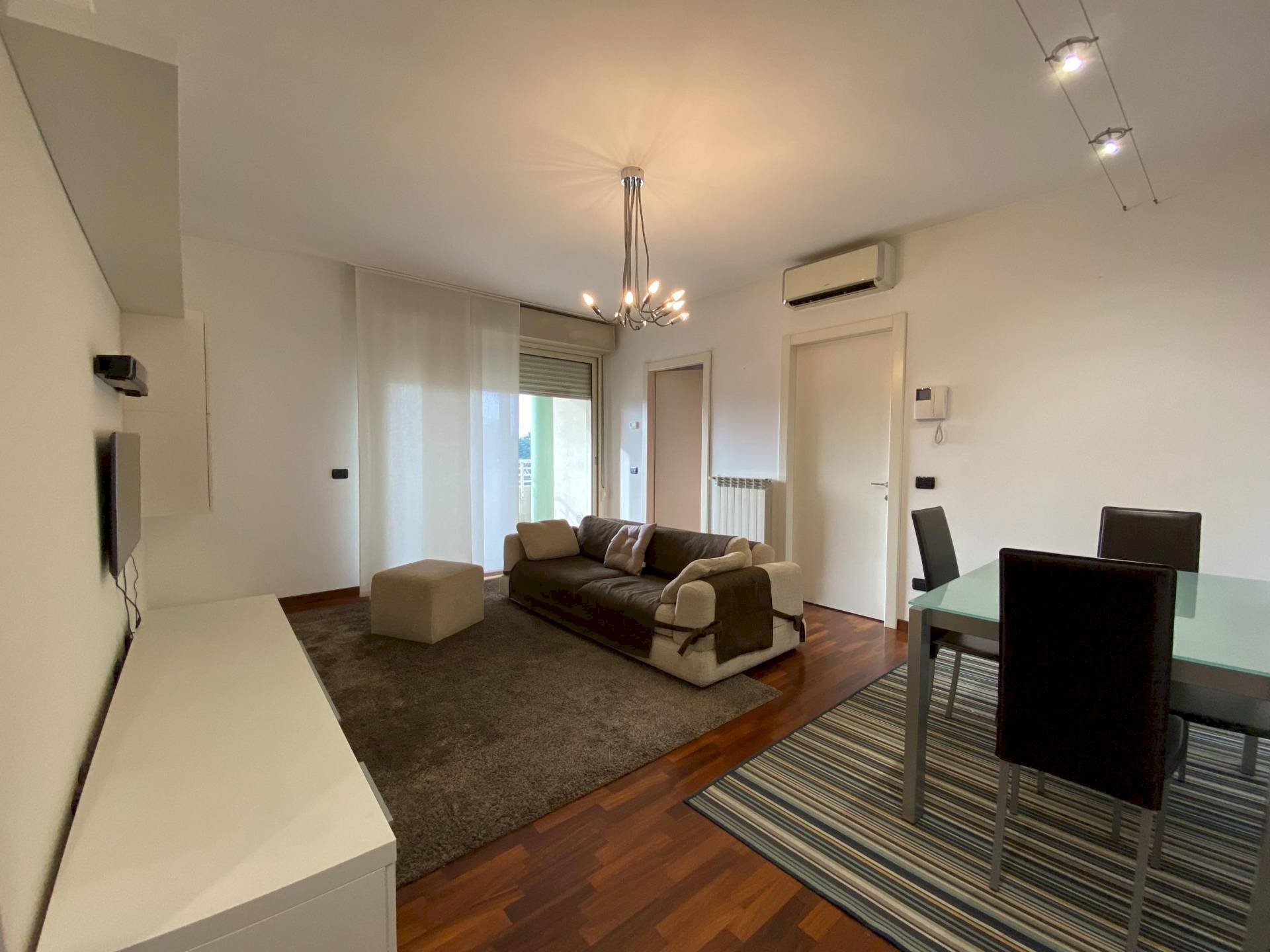 Foto 2 - Three-room apartment Via Custodi
 
11, Gallarate - photo 2