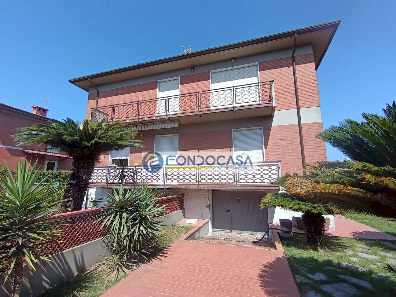 esterno - Casa semi indipendente via labindo, Carrara - foto 2