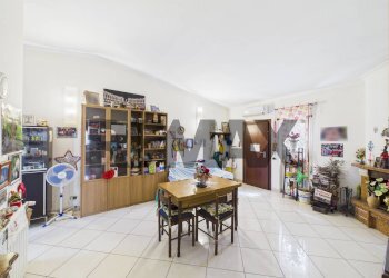 Sala da pranzo - Casa semi indipendente Via Giuseppe Cantagalli
34, Roma - foto 5