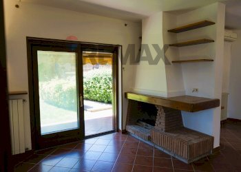 Stanza vuota - Villa viale della tuscia
 
8, Sutri - foto 13