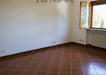 Stanza vuota - Villa viale della tuscia
 
8, Sutri - foto 19