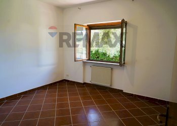 Stanza vuota - Villa viale della tuscia
 
8, Sutri - foto 24