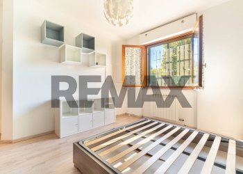 Camera / camera da letto - Bilocale Via Bramante da Urbino
 
49/a, Monza - foto 15