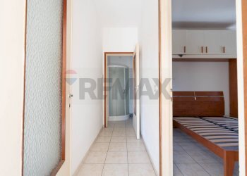 Hall / corridoio - Three-room apartment VIA PIER FRANCESCO MOIA
 
87, Brugherio - photo 15
