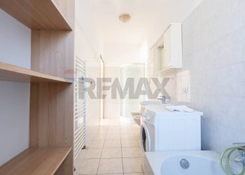 Bagno - Three-room apartment VIA PIER FRANCESCO MOIA
 
87, Brugherio - photo 21