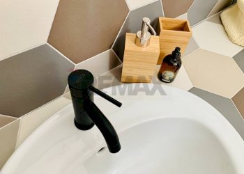 Dettagli - Loft VIA GIOVANNI LA PORTA
 
1, Ragusa - foto 11