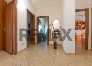 Hall / corridoio - Casa semi indipendente Via Villa Andreoli
 
169/g, Lanciano - foto 14