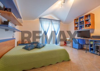 Camera / camera da letto - Casa semi indipendente Via Villa Andreoli
 
169/g, Lanciano - foto 23
