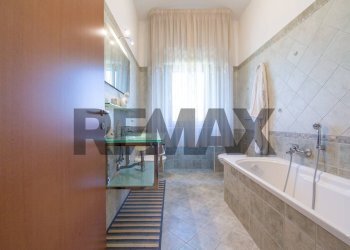 Bagno - Casa semi indipendente Via Villa Andreoli
 
169/g, Lanciano - foto 25
