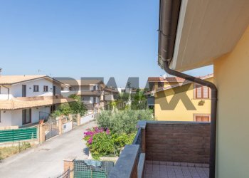 Balcone - Casa semi indipendente Via Villa Andreoli
 
169/g, Lanciano - foto 36