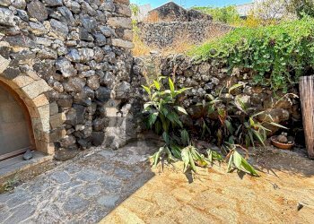 Giardino - Villa Via Delle Buganville
 
SNC, Pantelleria - foto 29