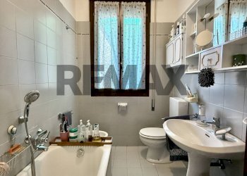 Bagno - Trilocale Via Carlo Tedaldi Fores
 
1, Cremona - foto 10
