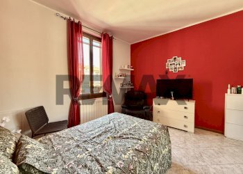 Camera / camera da letto - Trilocale Via Carlo Tedaldi Fores
 
1, Cremona - foto 14