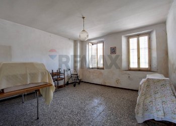 Camera / camera da letto - Rustico Via Don Mario Bozzuffi
 
9, Corte de' Frati - foto 13