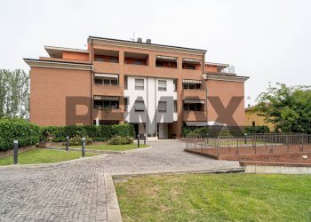 Edificio all\'aperto - Trilocale via guerci ferdinando
21, Parma - foto 1