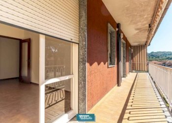 Terrazzo - Bilocale via Camillo Benso di Cavour, 24, Gozzano - foto 15