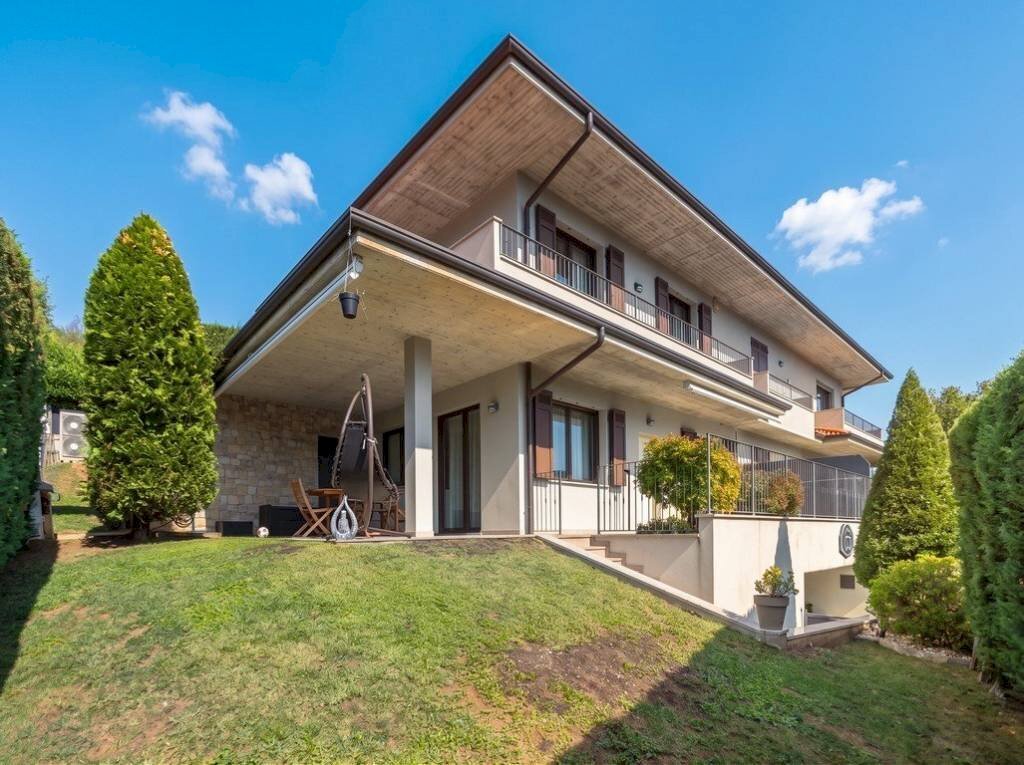 Giardino - Villa via Bassetti, 12, Cenate Sopra - foto 2