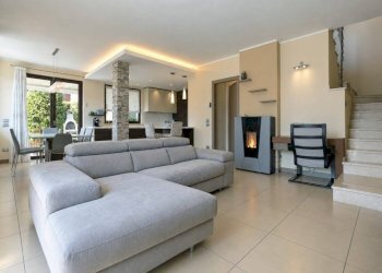 Salone - Villa via Bassetti, 12, Cenate Sopra - foto 1