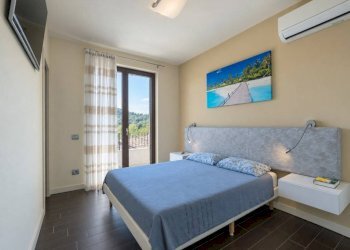 Camera da letto - Villa via Bassetti, 12, Cenate Sopra - foto 17