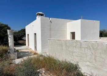 Facciata - Villa strada Vicinale di Pontuso, Matino - foto 14