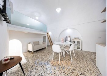 Salone - Casa indipendente via Francesco Petrarca, Matino - foto 2
