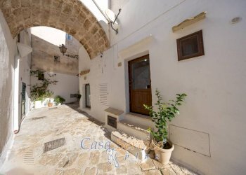Cortile interno - Casa indipendente via Francesco Petrarca, Matino - foto 7