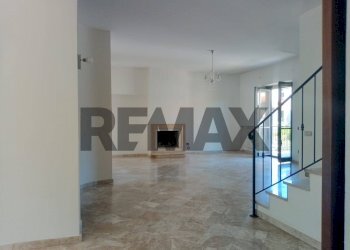 Stanza vuota - Casa semi indipendente via Casilina Nord
 
32, Frosinone - foto 3