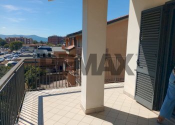 Terrazza - Casa semi indipendente via Casilina Nord
 
32, Frosinone - foto 11