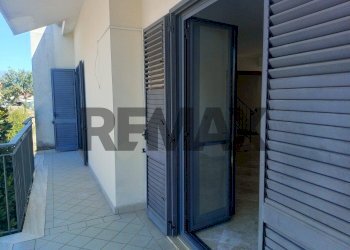 Balcone - Casa semi indipendente via Casilina Nord
 
32, Frosinone - foto 19