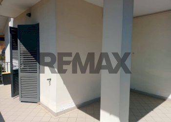 Terrazza - Casa semi indipendente via Casilina Nord
 
32, Frosinone - foto 21