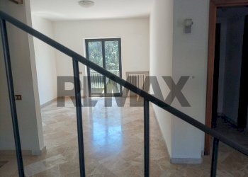 Hall / corridoio - Casa semi indipendente via Casilina Nord
 
32, Frosinone - foto 29