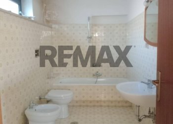 Bagno - Casa semi indipendente via Casilina Nord
 
32, Frosinone - foto 33